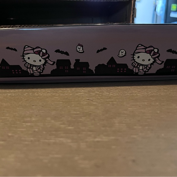 NWT Purple Hello Kitty Mummy Baking Dish - Picture 2 of 7